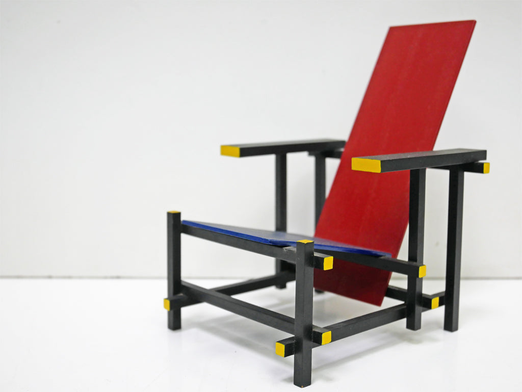 ヴィトラ デザイン ミュージアム Vitra Design Museum レッドアンドブルー Red & Blue chair 1/6サイズ ヘーリット・トーマス・リートフェルト 中古品 買い取りしました。