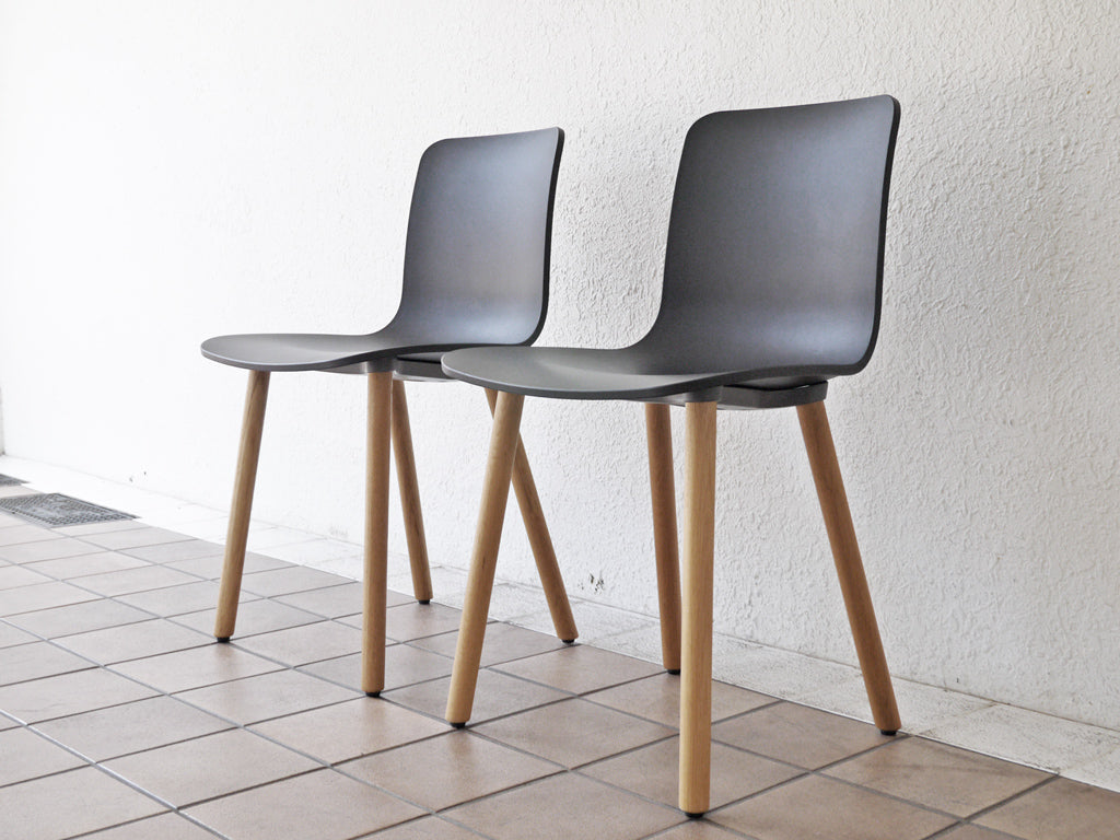 ヴィトラ Vitra ハル ウッド HAL Wood サイドチェア ベーシックダーク ナチュラルオーク 2脚セット ジャスパー・モリソン デザイン 定価\107,800- 中古品 買い取りしました。
