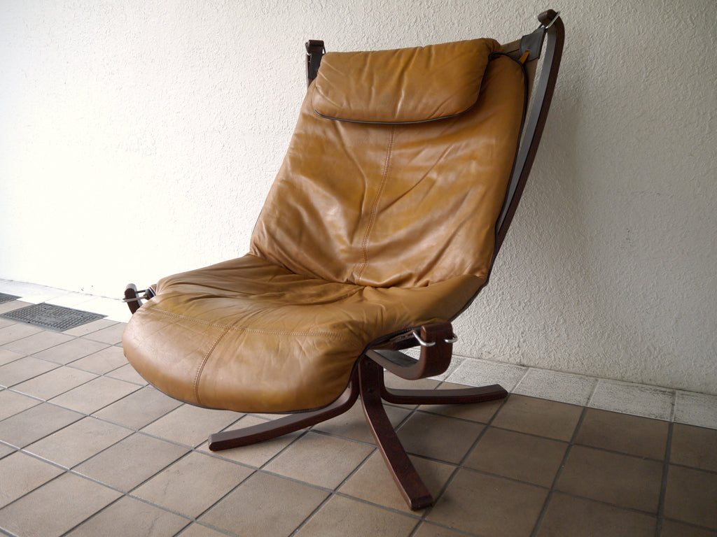 バットネ VATNE ファルコンチェア Falcon Chair イージーチェア 1Pソファ ラウンジチェア シガード・レッセル Sigurl Resell レザーシート ノルウェー ウレタン新品  中古品 買い取りしました。