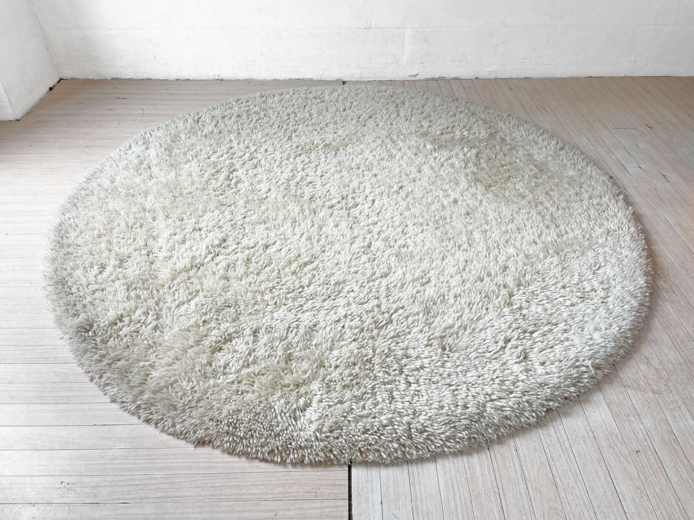 プレーベル Prevell ステイ カーペット アクセントラグ 絨毯 ホワイト パイル生地 Φ160cm ラウンド 円形 中古品 買い取りしました。
