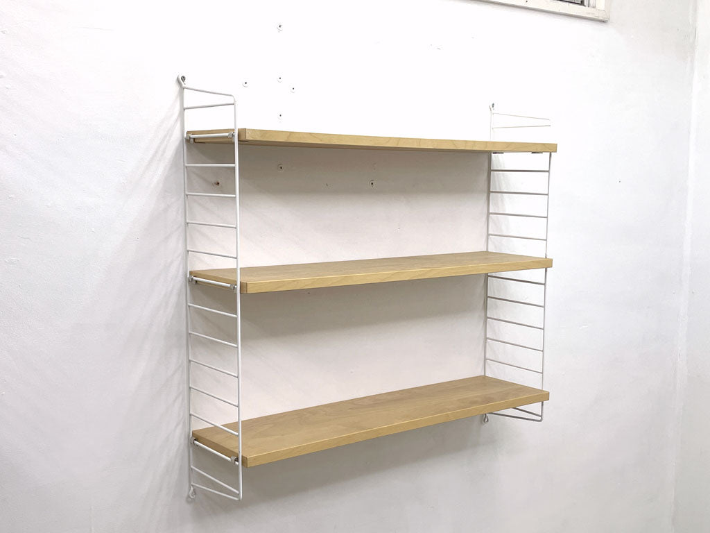 ストリングファニチャー String Furniture システムベーシック system BASIC 78x20 シェルフシステム ウォールシェルフ 3段 オーク材 ホワイトフレーム 中古品 買い取りしました。