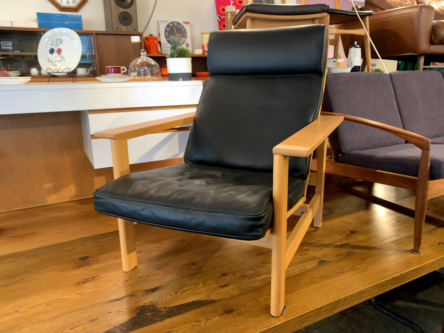 フレデリシア FREDERICIA イージーチェア Easy chair 2461 ソーレン・ホルスト Soren Holst オーク無垢材 レザー ブラック ハイバック リクライニングチェア ～リクライニング可能なソーレン・ホルストの名作椅子～