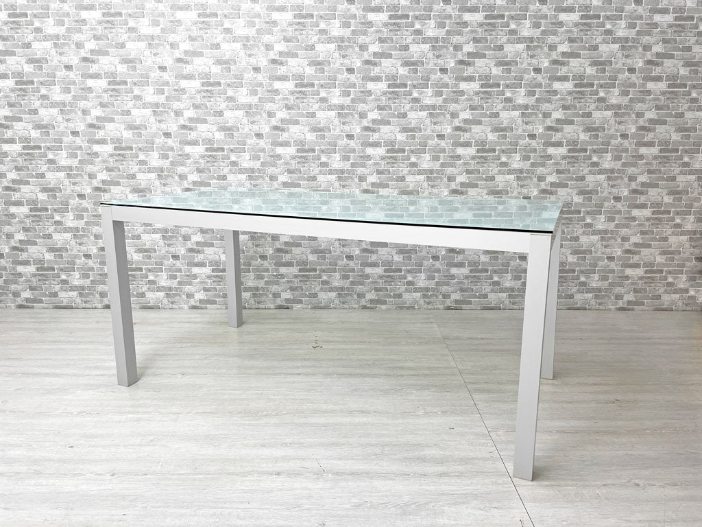 無印良品 MUJI デスク フロストガラス×アルミフレーム 机 廃盤品 スタイリッシュモダンデザイン 参考価格 58,000円程  中古品 買い取りしました。