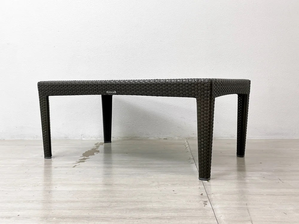 デドン DEDON センターテーブル ガーデンテーブル ポリスチレン樹脂  買い取りしました。