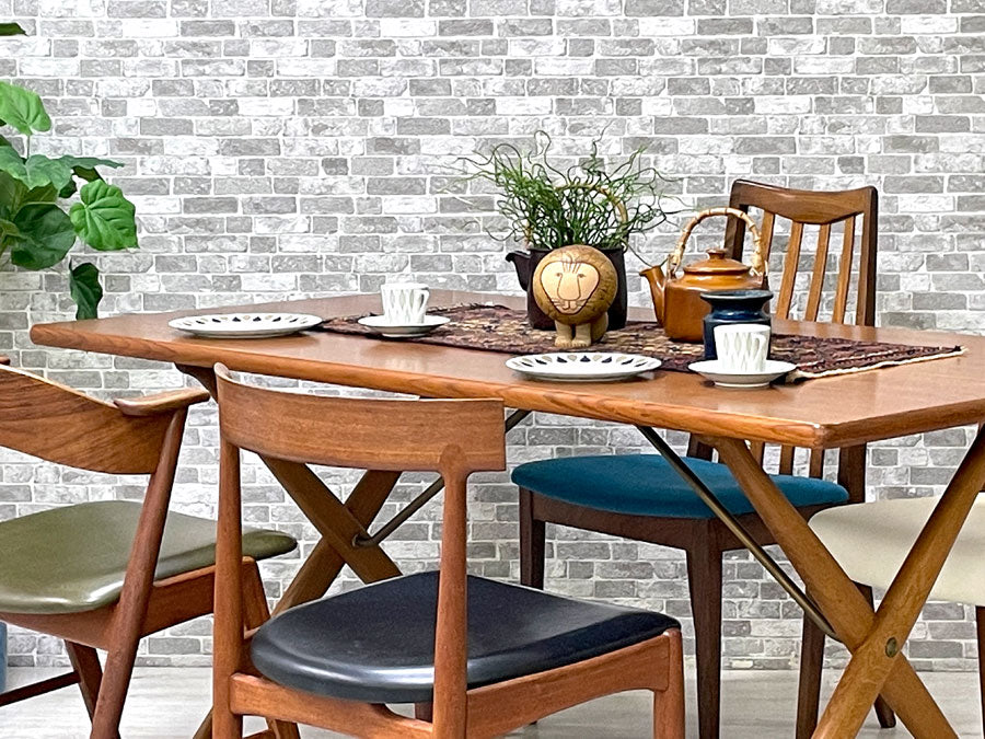 アンドレアス タック Andreas Tuck AT303 ダイニングテーブル クロスレッグ X-Reg ハンス J.ウェグナー Hans J. Wegner 北欧家具 ～巨匠ウェグナー作、1950年代の希少ビンテージテーブル！～