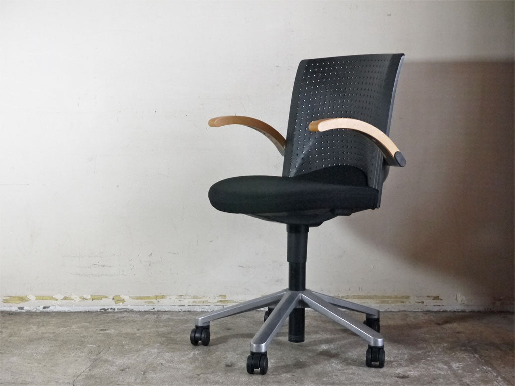 ウィルクハーン Wilkhahn ピクト Picto 205/7 デスクチェア オフィスチェア ローバック ドイツ 中古品 買い取りしました。