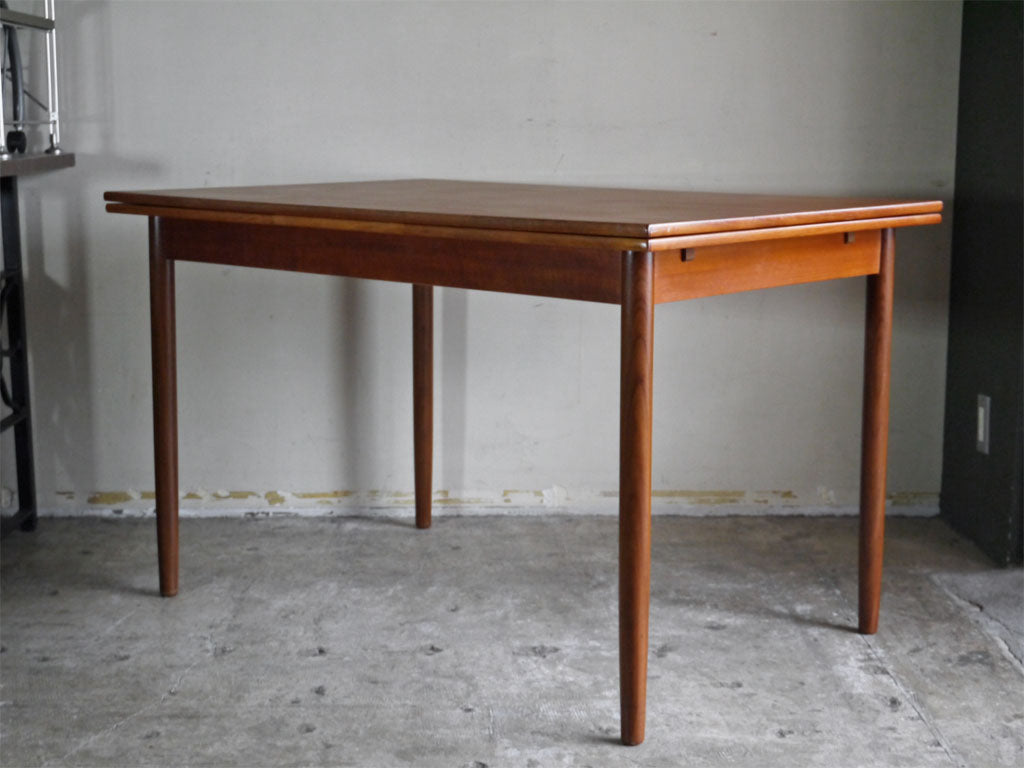 デンマークビンテージ Danish Vintage チーク材 エクステンション ダイニングテーブル W120・165・210cm 伸長式 北欧家具 中古品 買い取りしました。
