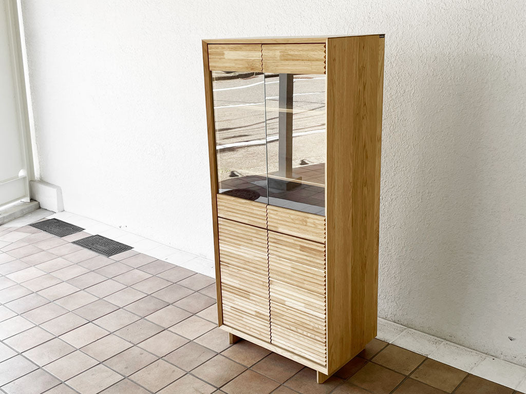 カリモク karimoku リビングボード 飾り棚 食器棚 QT2516 オーク材 ピュアオーク色 定価317,900円 中古品 買い取りしました。