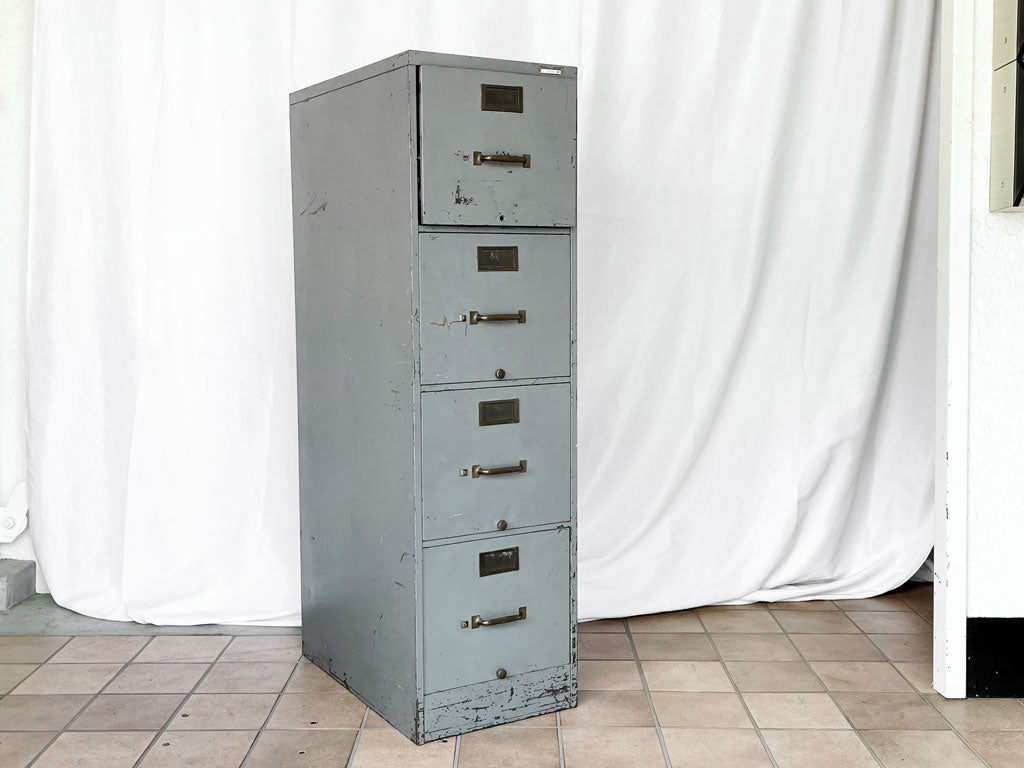US ビンテージ Vintage スチール製 ファイリングキャビネット 4段 ブラスハンドル グレー系 W37.5×D66cm アメリカ 中古品 買い取りしました。