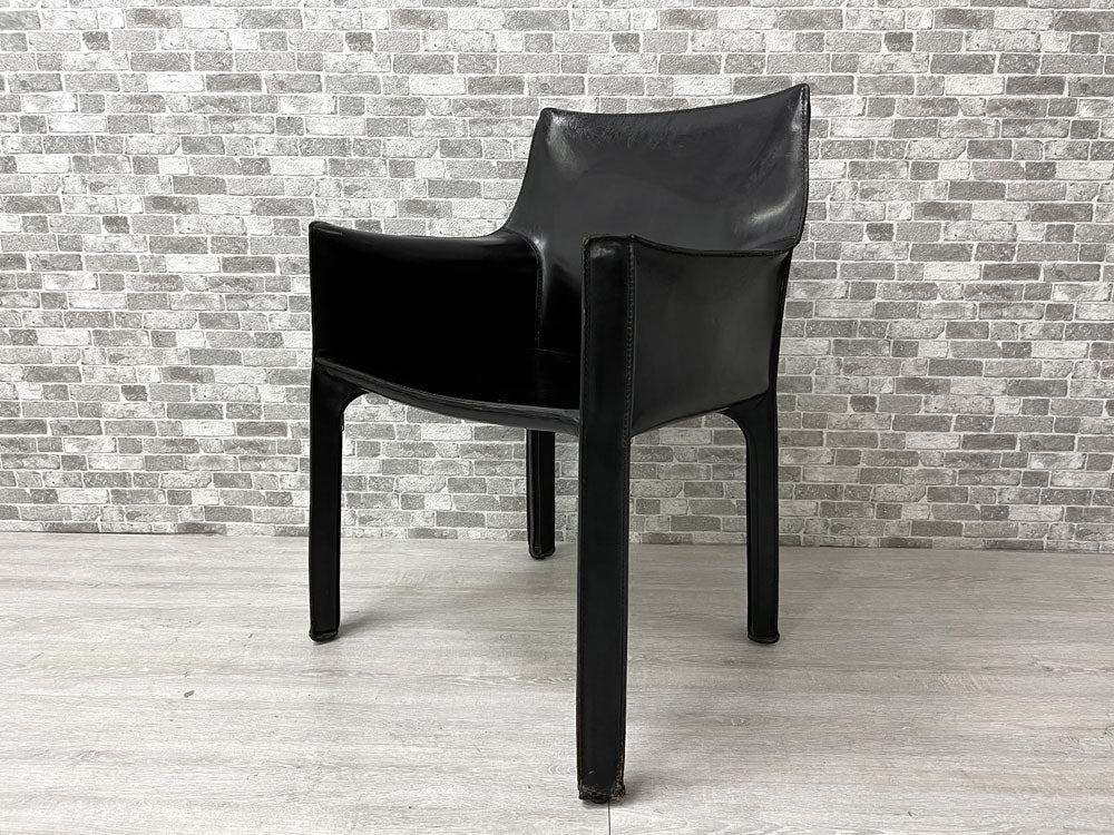 カッシーナ Cassina 413 CAB アームチェア キャブチェア 本革 ブラック マリオ・ベリーニ イタリア モダンデザイン 中古品 買い取りしました。