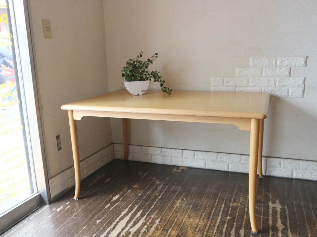 秋田木工 Akimoku ダイニングテーブル ブナ材 白木塗装 受注生産品 T-1431EB IDC大塚家具 定価￥92,900- 中古品  買い取りしました。