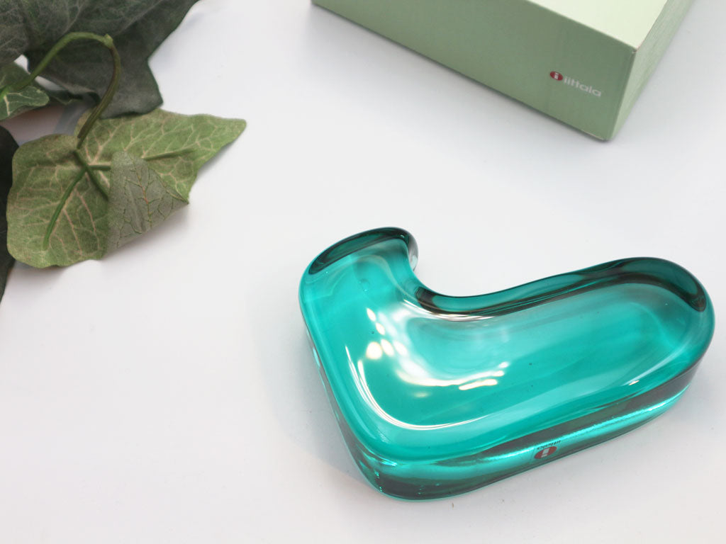 イッタラ iittala × ミナペルホネン mina perhonen ガラスバード ウォーターグリーン オブジェ 置物 ペーパーウェイト フィンランド 北欧雑貨 鳥 箱付 中古品  買い取りしました。