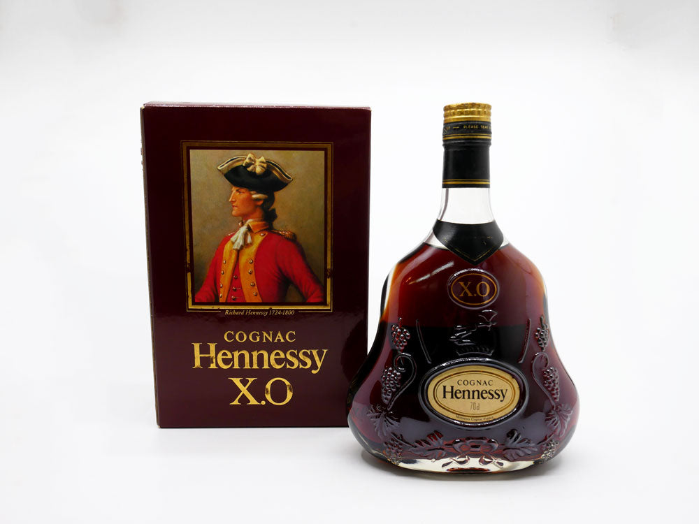 ヘネシー Hennessy XO コニャック COGNAC ブランデー 金キャップ 700ml 40度 古酒 未開栓 元箱付き 中古品 買い取りしました。