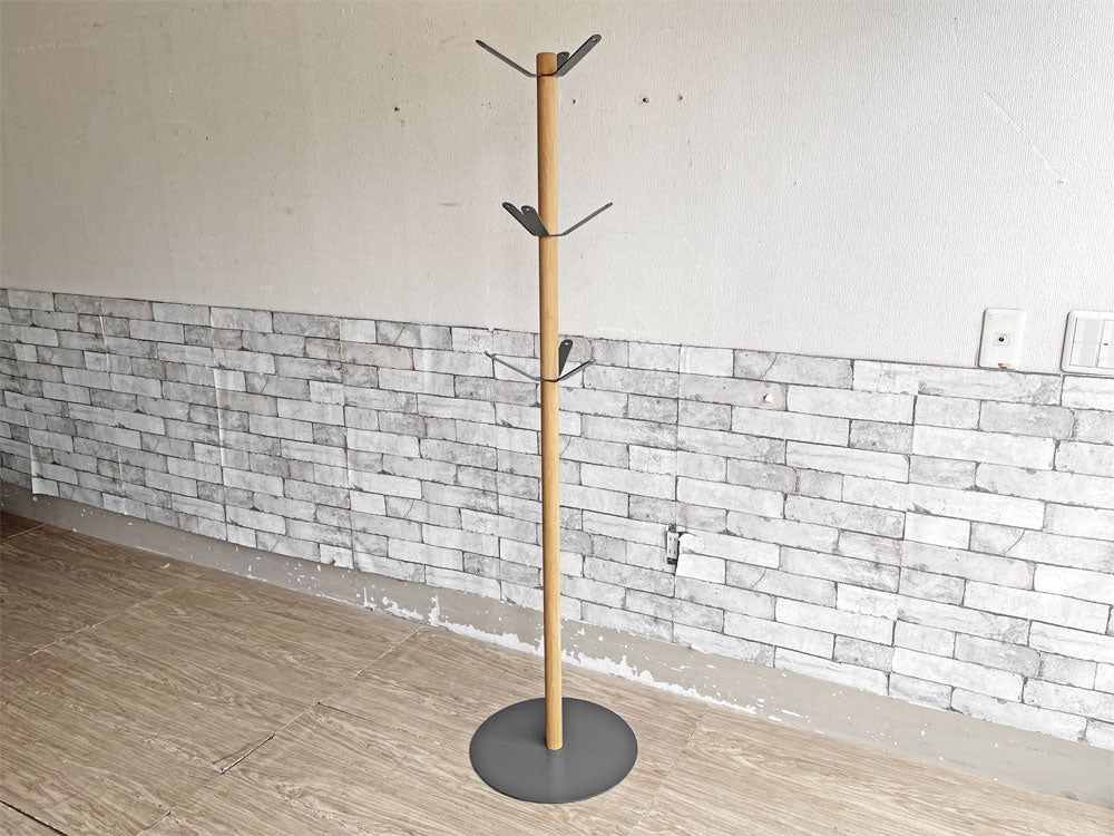 テオリ TEORI コンテキスト CONTEXT コートハンガー H158cm 竹集成材 スチールフック 国産家具 定価￥48,400- 中古品 買い取りしました。