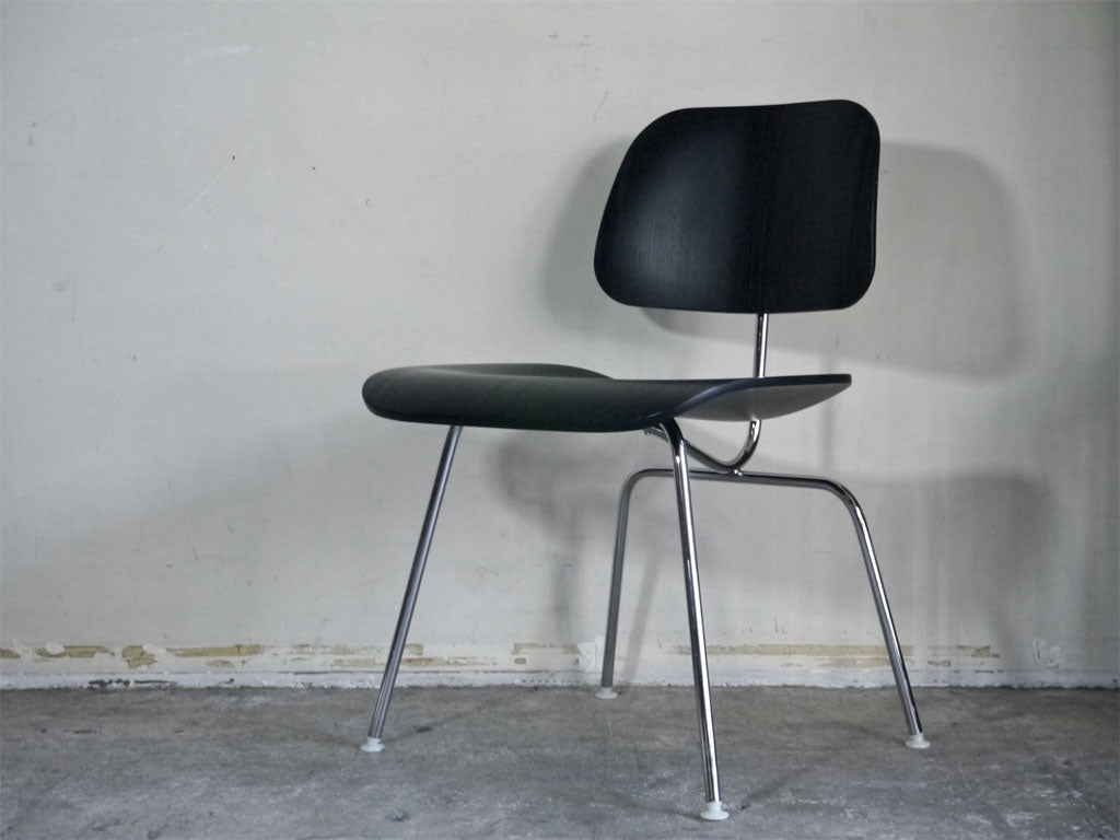 ハーマンミラー Herman Miller ダイニングチェア メタルレッグ DCM プライウッド ブラック C&Rイームズ ミッドセンチュリー 中古品 買い取りしました。
