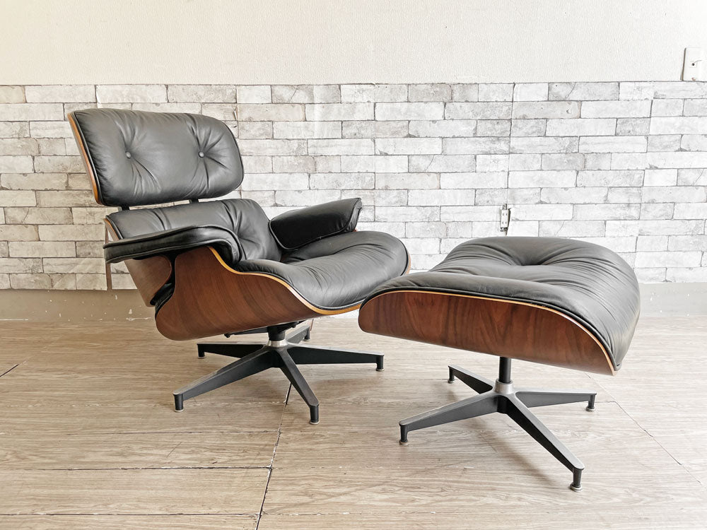 イームズラウンジチェア＆オットマン PVCレザー ブラック チャールズ＆レイ・イームズ C&R Eames ミッドセンチュリー リプロダクト品 中古品 買い取りしました。