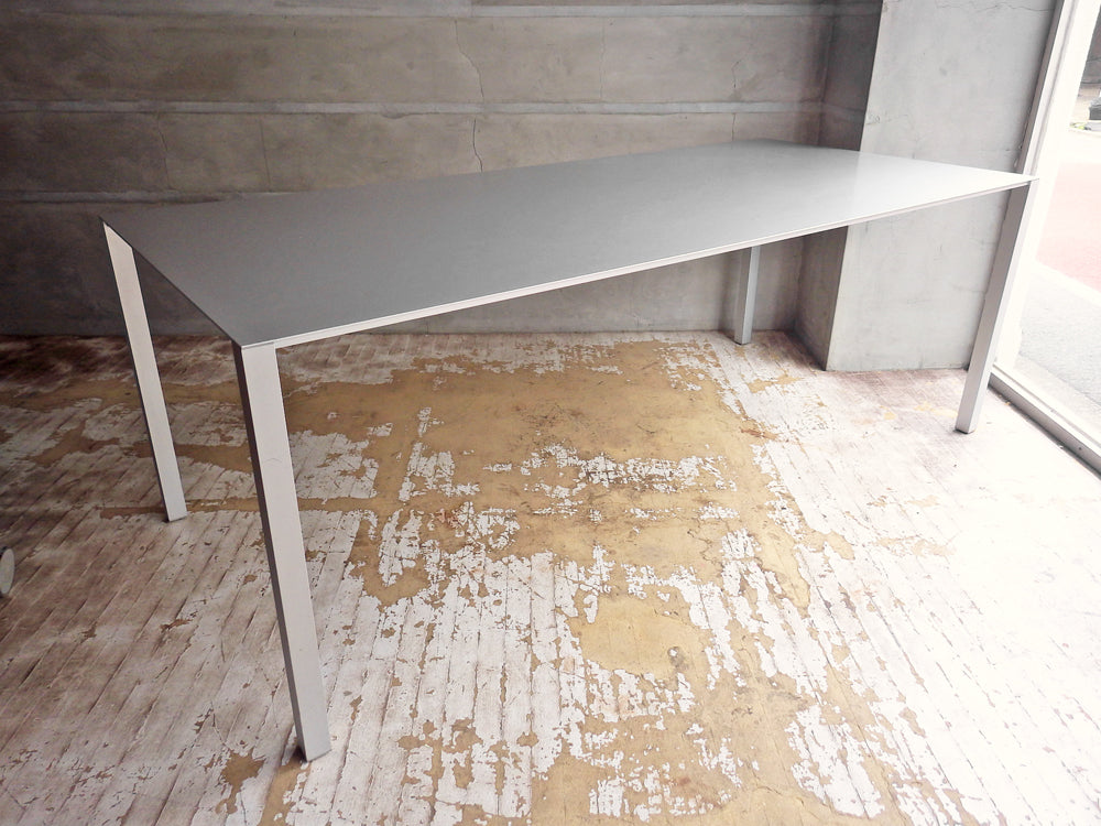 カッシーナ Cassina インターデコール INTER DECOR 現 イクスシー IXC. エアフレーム AIR FRAME 3004 VO テーブル ダイニングテーブル W200 シルバー 中古品 買い取りしました。