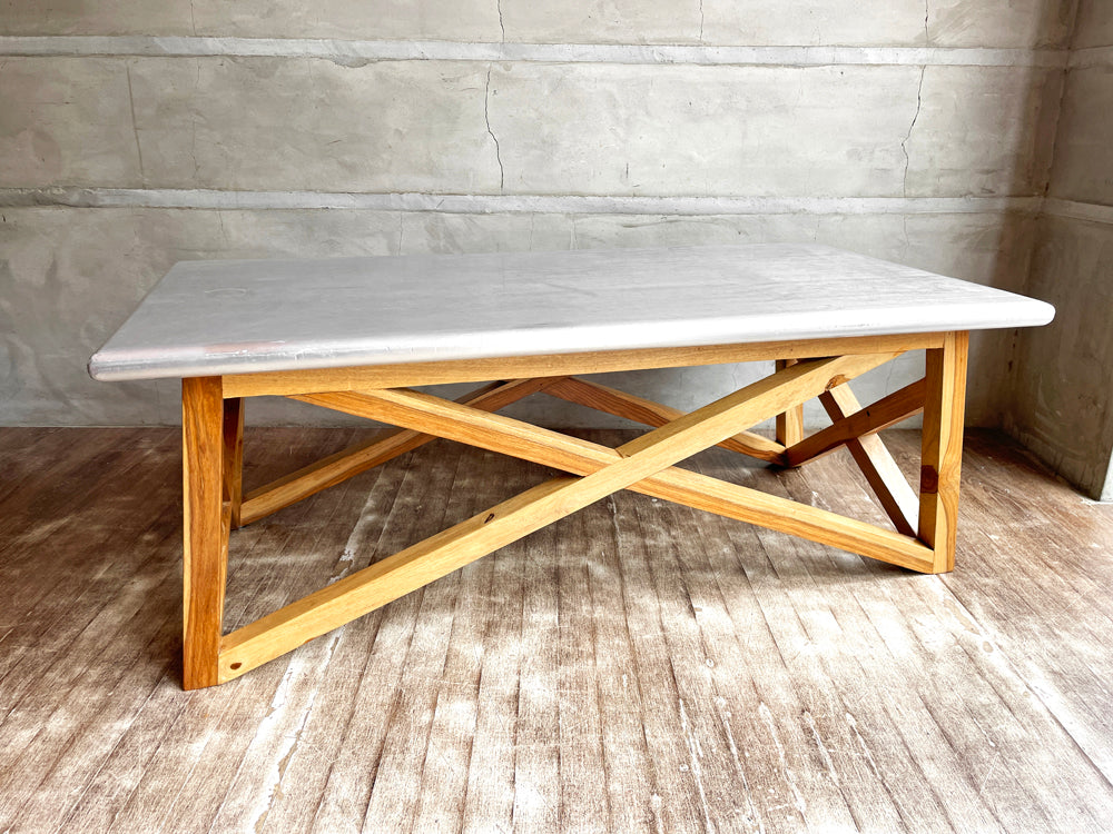 ダブルティー WTW マーベリックス MAVERICKS コーヒーテーブル ローテーブル アカシア材 × アルミ天板 西海岸スタイル 定価￥52,800- 中古品 買い取りしました。