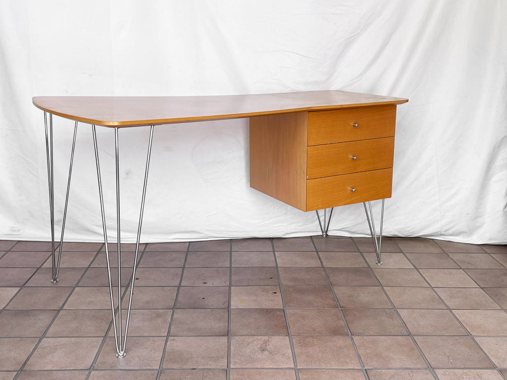 スウェーデンビンテージ Sweden Vintage ワークデスク 片袖 ビーチ材 アシンメトリートップ クロームレッグ モダンデザイン 中古品 買い取りしました。