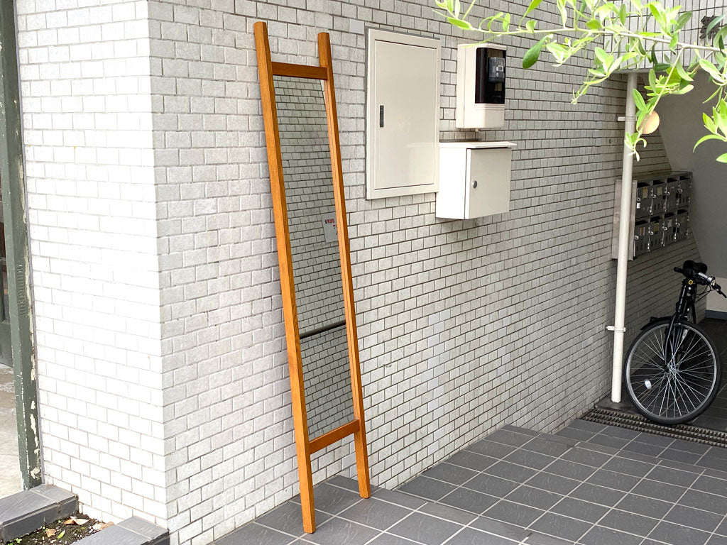 イデー IDEE スレイ ミラー SLEIGH MIRROR タモ無垢材 姿見 アントンブラウン 定価￥31,900- 中古品 買い取りしました。