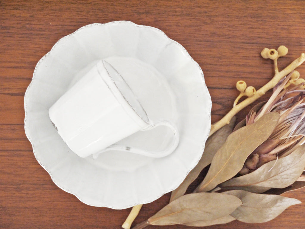 アスティエ・ド・ヴィラット ASTIER de VILLATTE シンプル Simple ティーカップ & マーガレット Marguerite スーププレート ボウル 17.5cm 中古品 買い取りしました。