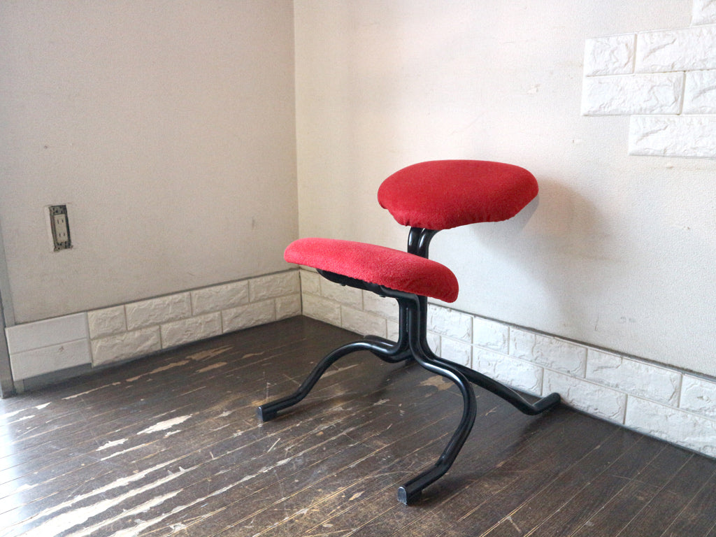 ホーグ HAG バランスチェア Balans 5064 Junior 学習椅子 北欧ノルウェー レッド 中古品  買い取りしました。