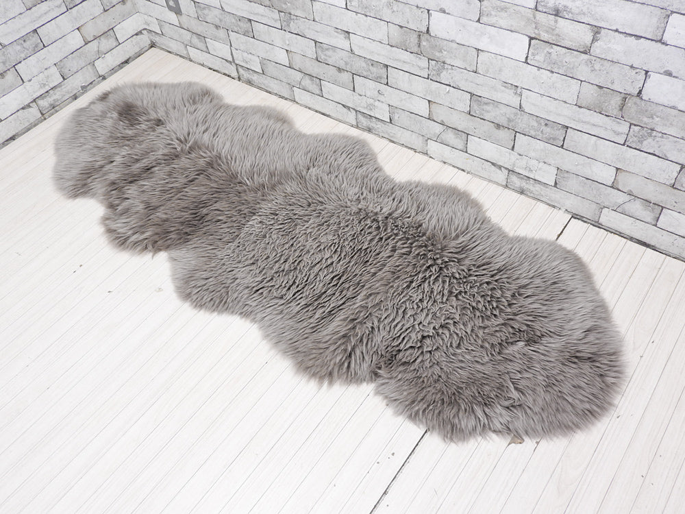 ウィンドワード WINDWARD ムートン シープスキン ラムスキン ラグ 2匹物 羊毛皮100％ ダークグレー 中古品 買い取りしました。