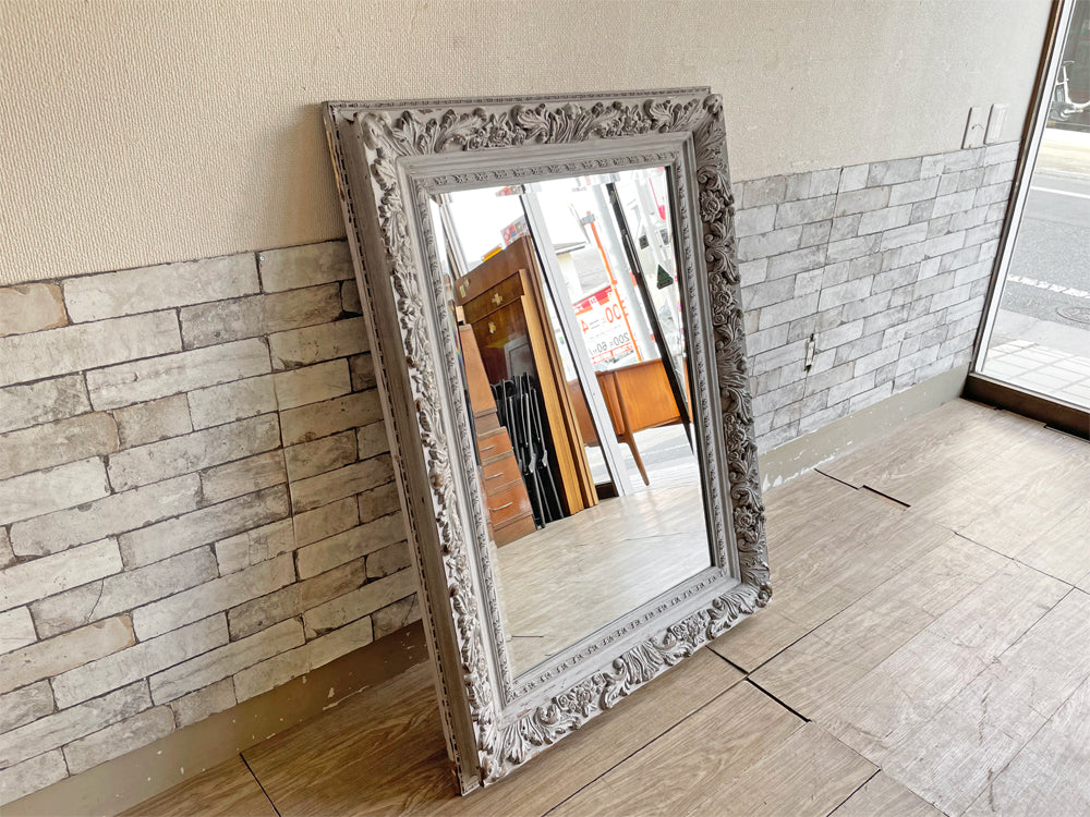 ヨーロピアンクラシカル European Classical ウォールミラー 壁掛け 89×119cm 鏡 シャビーシック アンティーク調 中古品 買い取りしました。