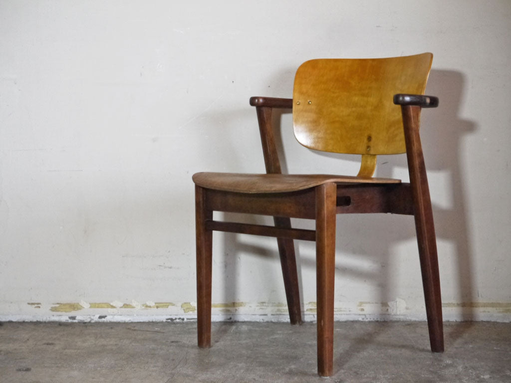 Keravan Puuteollisuus ドムスチェア Domus chair オーク材 イルマリ・タピオヴァーラ Ilmari Tapiovaara ビンテージ 中古品 買い取りしました。