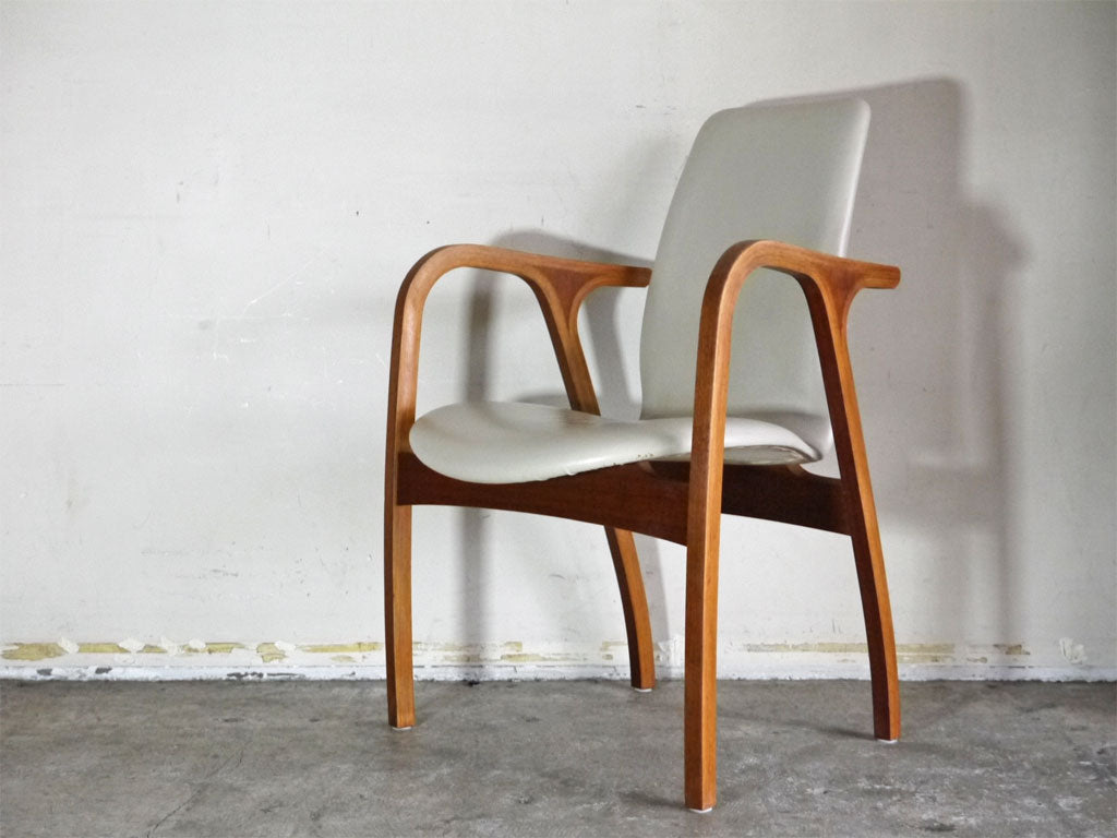 天童木工 TENDO アントラー Antler アームチェア チーク材 PVCレザー 坂倉準三建築研究所 ビンテージ 中古品 買い取りしました。