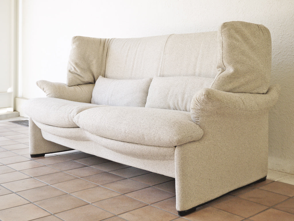 カッシーナイクスシー Cassina ixc 678 ポルトヴェーネレ PORTOVENERE 2人掛け ソファ ラブソファ ヴィコ・マジストレッティ ファブリック 廃番品 中古品 買い取りしました。