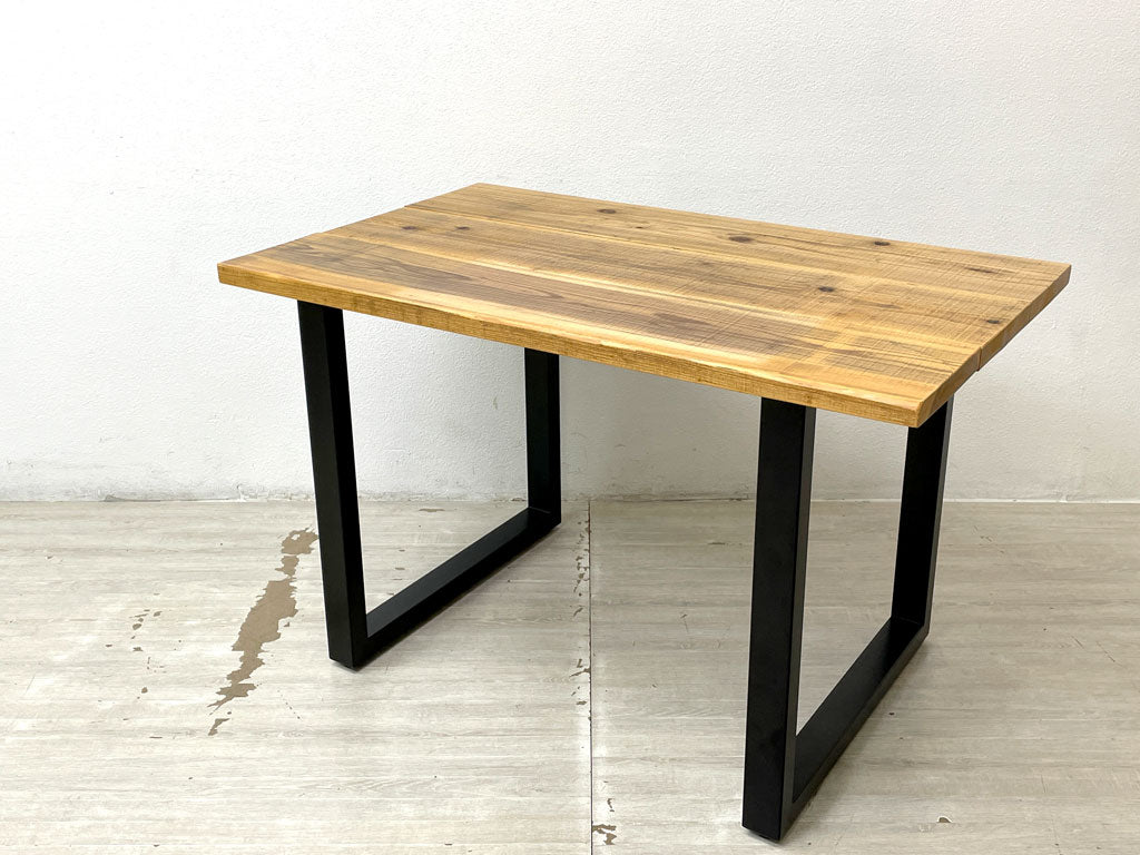 かなでもの KANADEMONO ザ・テーブル THE TABLE デスク 杉無垢材 スチール スクエアレッグ ブラック 幅115×奥行69cm ヴィンテージスタイル オーダーサイズ 中古品 買い取りしました。