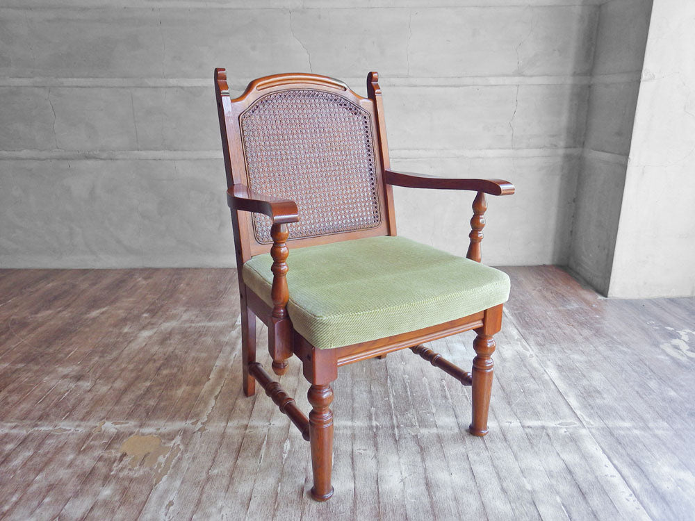 三越家具 ブルージュ Brugge カントリーハウス シリーズ サイドチェア ダイニングチェア CDC42 オーク材 籐 クラシカル 英国スタイル 中古品 買い取りしました。