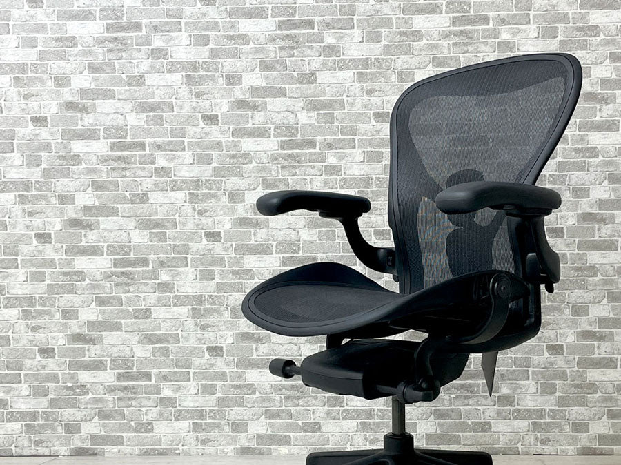 ハーマンミラー Herman Miller アーロンチェア Bサイズ ゲーミングエディション ポスチャーフィットSL  デスクチェア 2022年製  ～最高品質の掛け心地。～