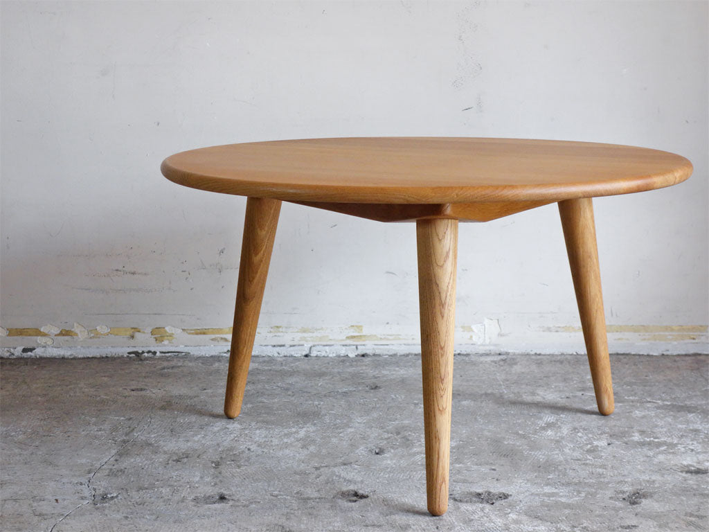 カールハンセン＆サン Carl Hansen & Son CH008 コーヒーテーブル Φ78cm オーク無垢材 ハンス・J・ウェグナー 中古品 買い取りしました。