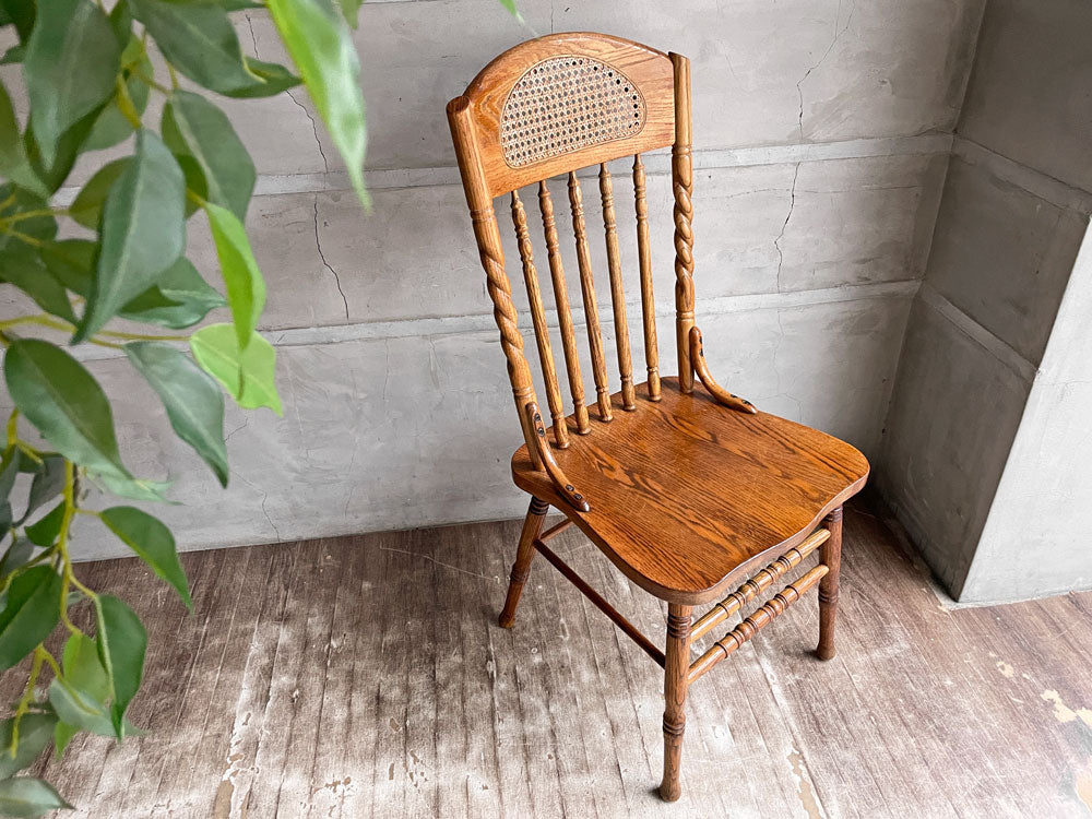 シンリー Shin Lee オーク材 ラタン 籐 ハイバック ダイニングチェア 英国アンティークスタイル IDC大塚取扱 中古品 買い取りしました。