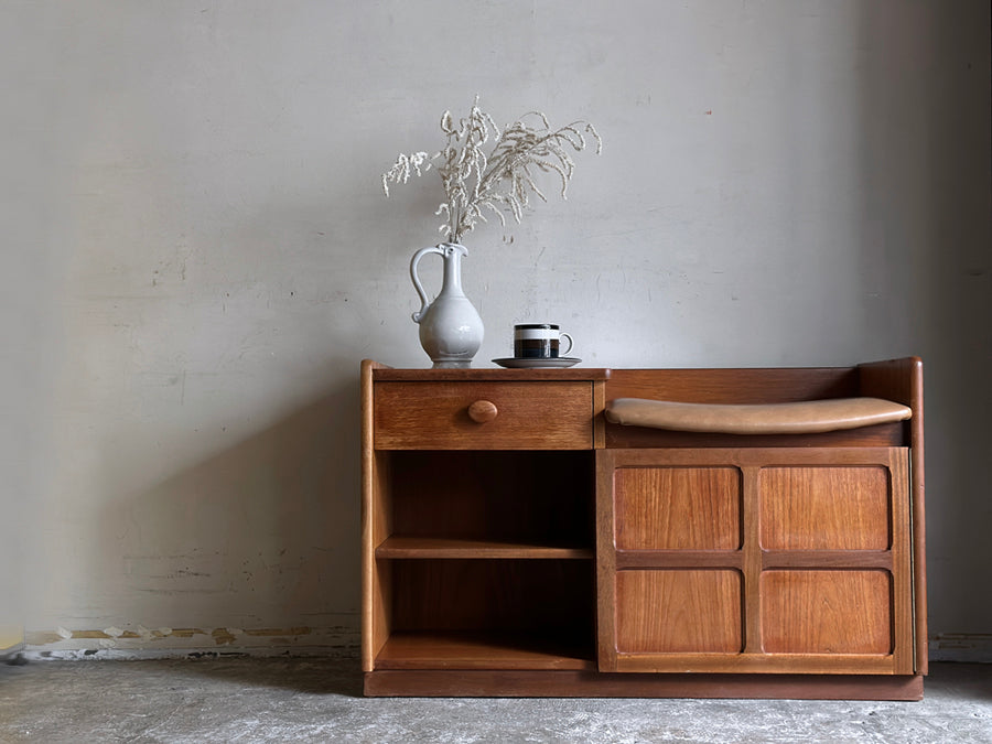 ネイサンファニチャー NATHAN Furniture チーク材 テレフォンベンチ UKビンテージ 英国家具 ～古き良き60年代のライフスタイルを現代に。～