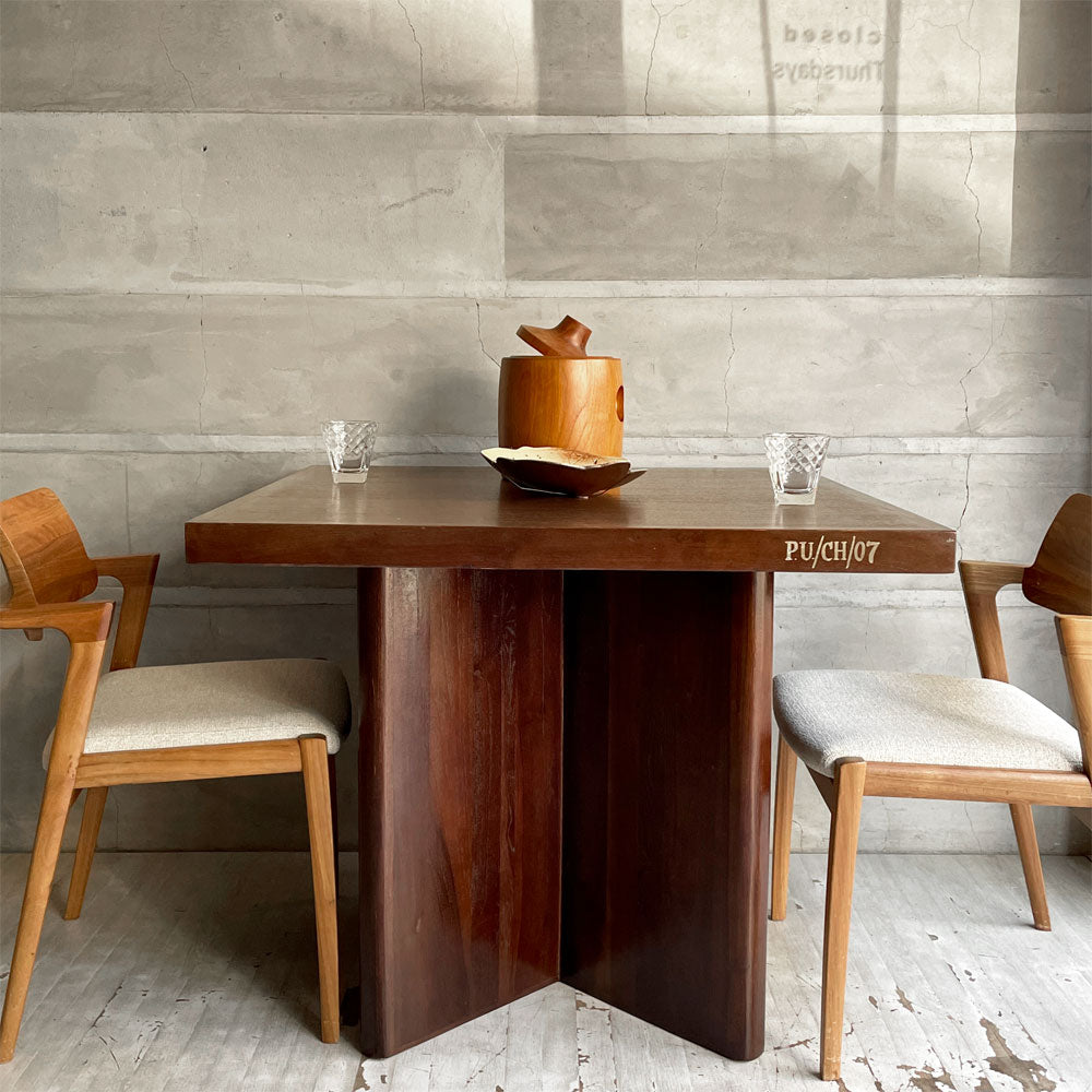 【学芸大学店】ピエールジャンヌレ Pierre Jeanneret ライブラリーテーブル Library Table スクエア ビルマチーク リプロダクト品 買取させていただきました。