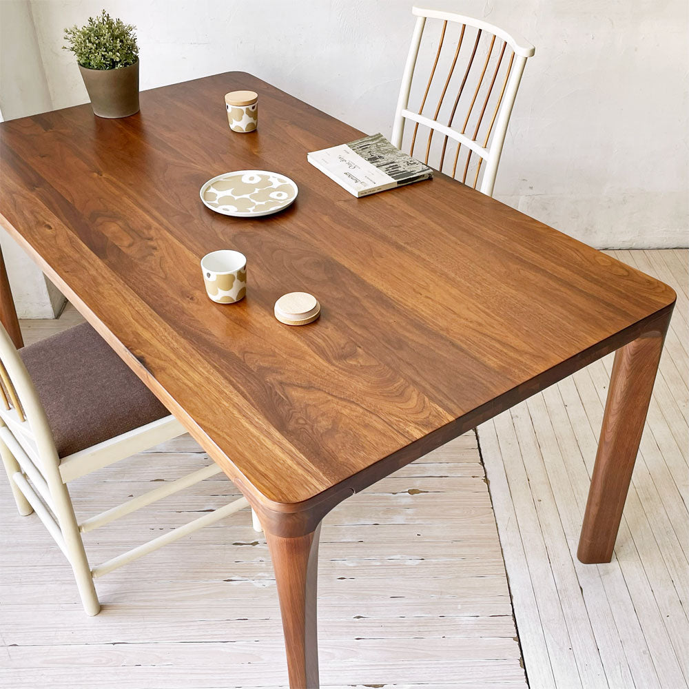 カリモク Karimoku ダイニングテーブル DD5235 ウォールナット無垢材～洗練された温もり～