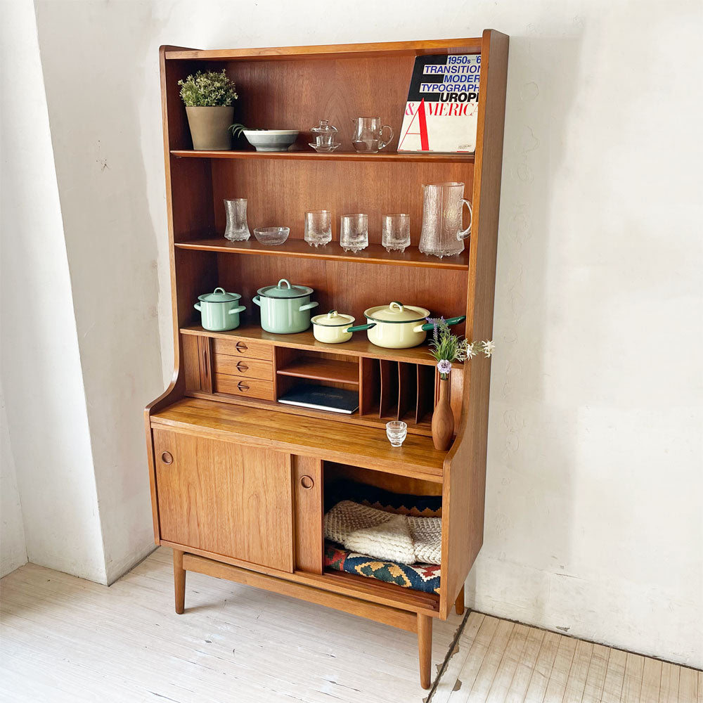 ボーンホルムス・モーベルファブリック Bornholms Mobelfabrik チーク材 ライティングビューロー ブックシェルフ キャビネット Johannes Sorth 北欧ビンテージ～魅力が溢れる～