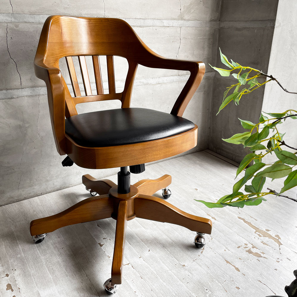 【学芸大学店】アクメファニチャー ACME Furniture ショーウォーカー SHAW-WALKER デスクチェア アームチェア オーク材 PVCレザー 定価￥79,200-♪ 買取させていただきました。