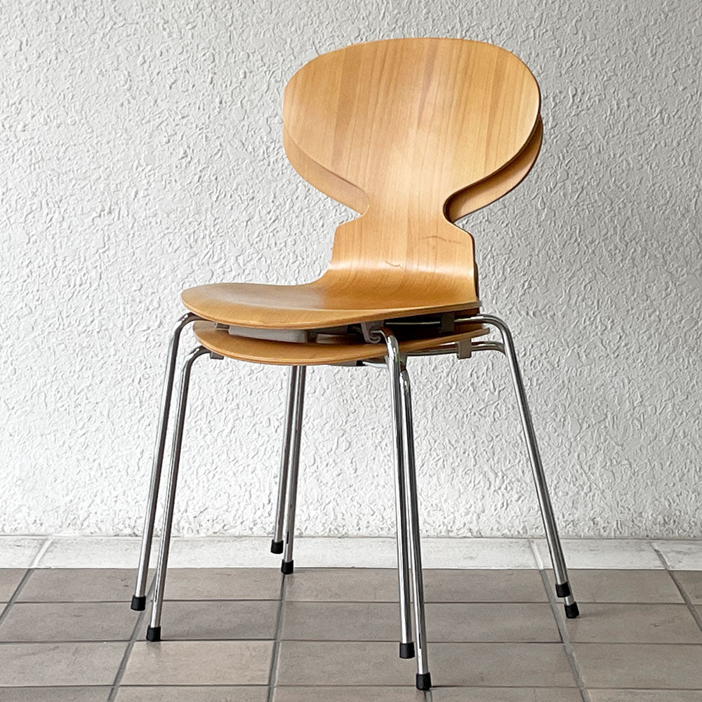 【用賀店】フリッツハンセン Fritz Hansen アントチェア 4本脚 ナチュラルビーチ ラッカー アルネ・ヤコブセン 北欧家具 A＆B 計2脚 買取させていただきました。