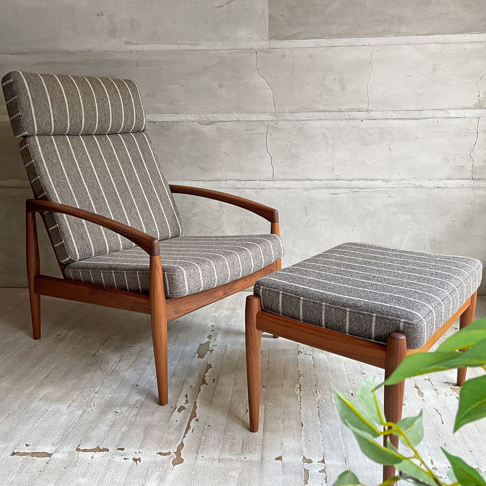 宮崎椅子製作所 ペーパーナイフソファ 1シーター 1Pソファ & オットマン ラウンジチェア ウォールナット材 ヘッドレスト付き ストライプ ファブリック SAMSØ生地 カイ・クリスチャンセン～包み込んでくれる紳士～
