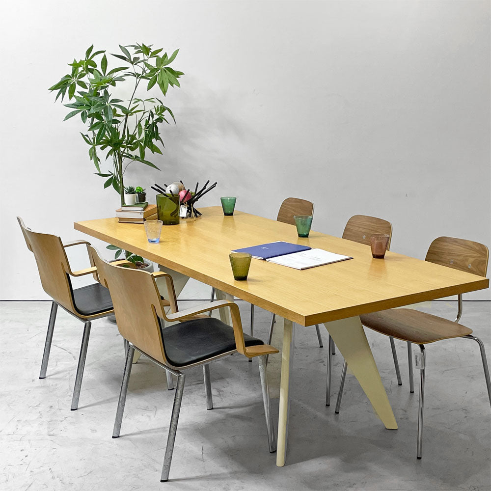 【祖師ヶ谷大蔵店】ヴィトラ vitra イーエム EMテーブル EM Table ダイニングテーブル ウッド天板 オーク材 突板 スチールベース ホワイト系カラー w200㎝ ジャン・プルーヴェ 定価￥594,000- 買取させていただきました。