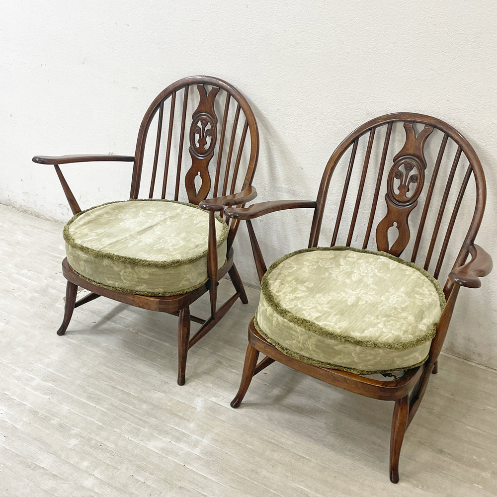 【祖師ヶ谷大蔵店】クラシカルデザイン ラウンジチェア クッションソファ 1pソファ 木製 英国スタイル 買取させていただきました。