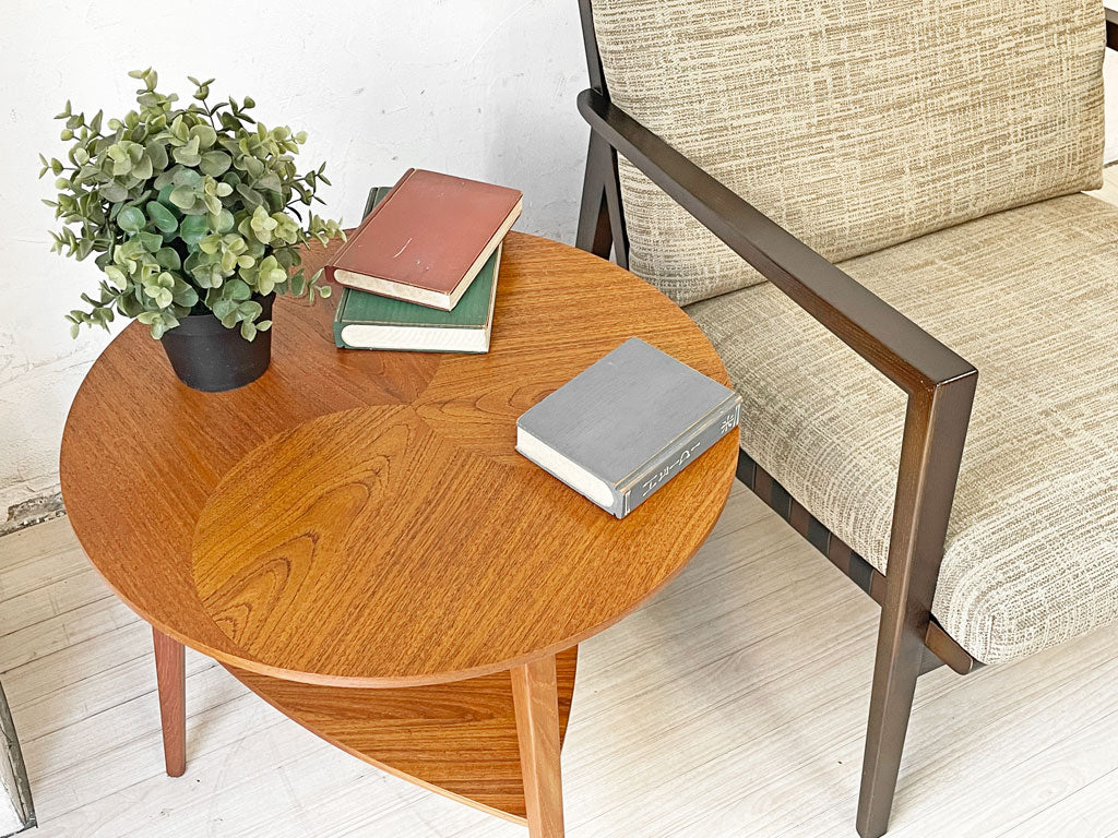 KUBUS MOBLER チーク材 サイドテーブル ホルガー・ジョージ・ジェンセン Holger Georg Jensen ビンテージ 北欧 デンマーク ～小さな体に詰め込んだ北欧の魅力～