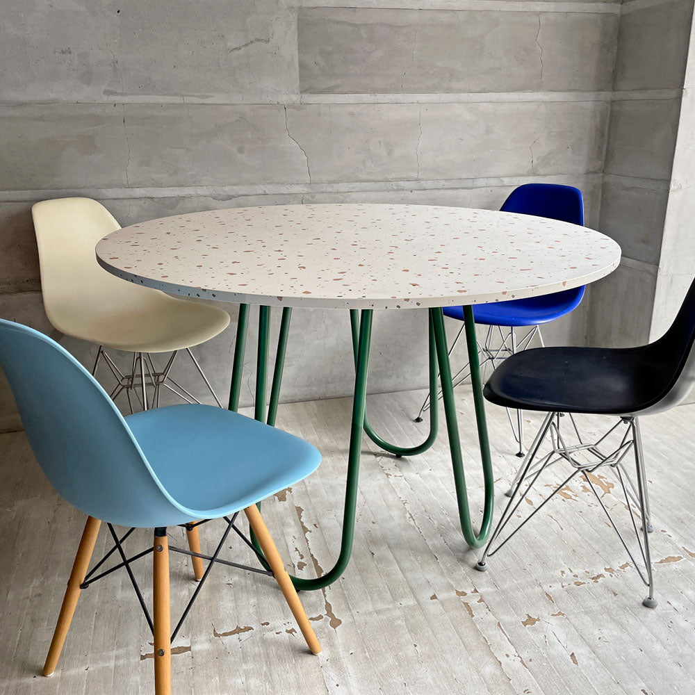 【学芸大学店】カリガリス Calligaris コヌビア connubia スツーレ STULLE ラウンド ダイニングテーブル テラッゾ×マットフォレストグリーン メラニン天板 メタルレッグ Φ120cm イタリアモダン 美品 ♪ 買取させていただきました。