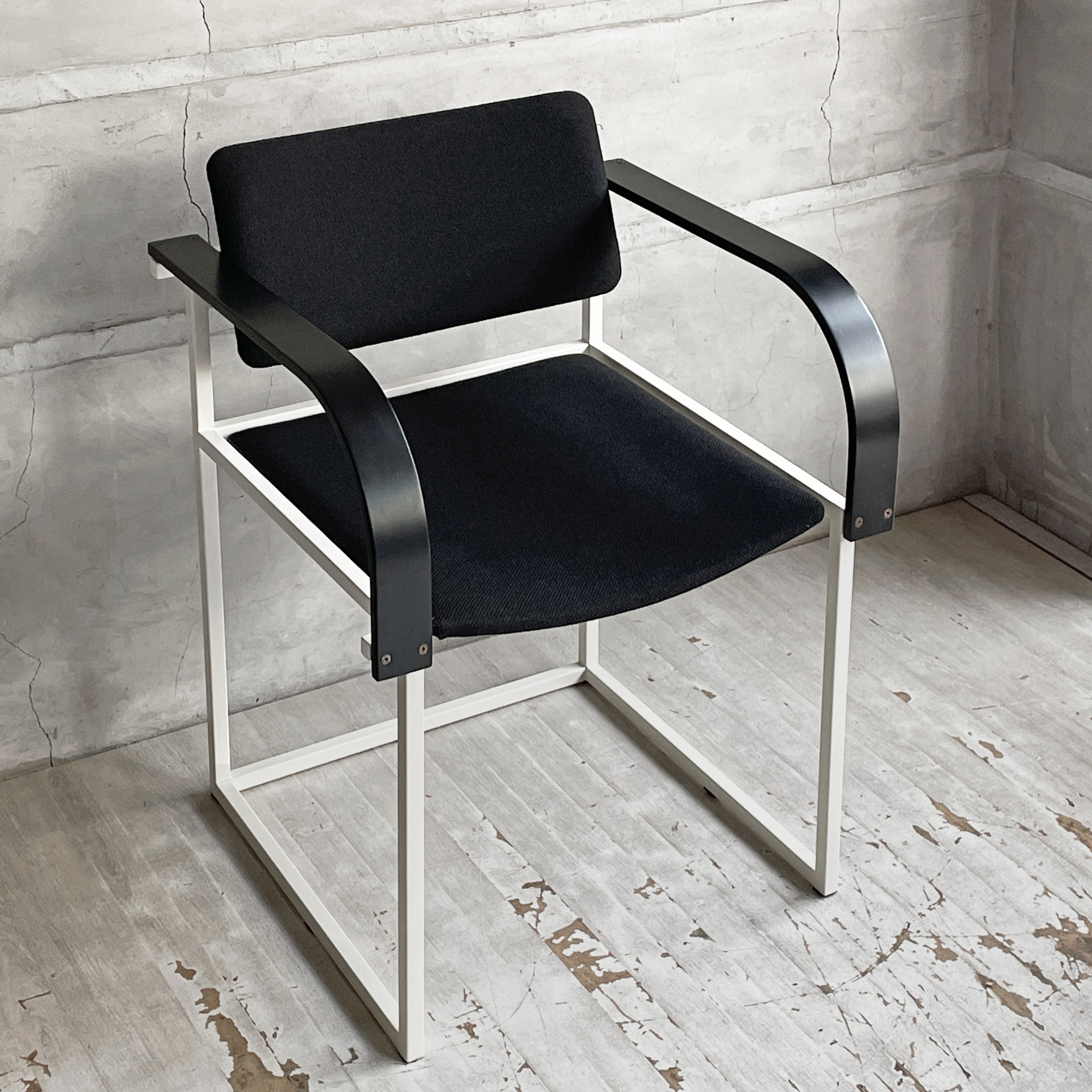 【学芸大学店】パストー Pastoe FM80 Chair アームチェア by Pierre Mazairac & Karel Boonzaadjer オランダビンテージ ポストモダン 買取させていただきました。