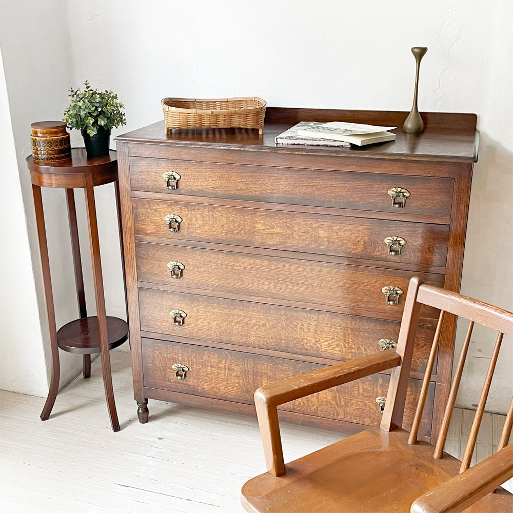 UKビンテージ UK Vintage オーク材 チェスト 衣装ケース 5段 真鍮把手～現代でも活躍するビンテージチェスト～