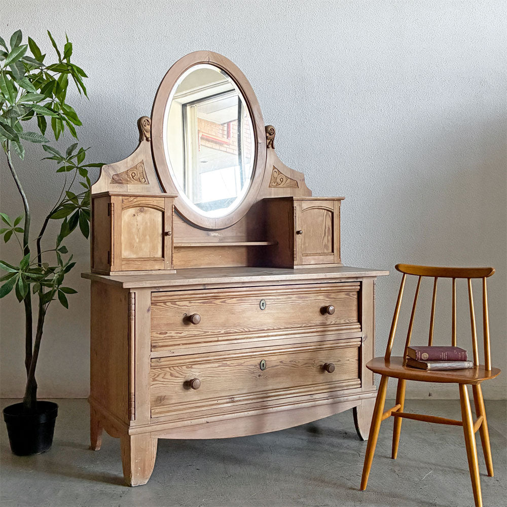 【登戸BASE店】デンマークビンテージ Danish Vintage ドレッシングチェスト ドレッサー 鏡台 パイン材 扉収納 2ドロワー W119cm カントリースタイル 北欧家具 鍵欠品 買取させていただきました。